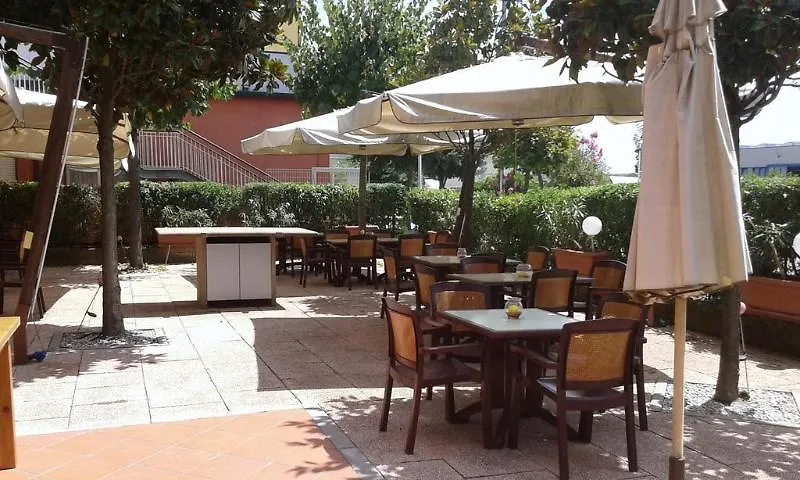 New Ipoint Hotel San Giovanni in Persiceto 4*,